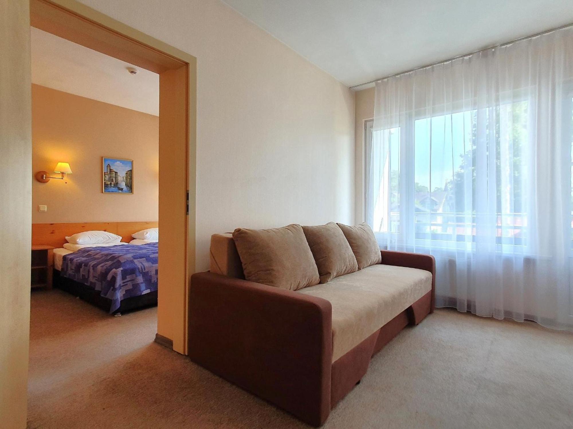 Good Stay Eiropa Hotel Economy Jūrkalne المظهر الخارجي الصورة