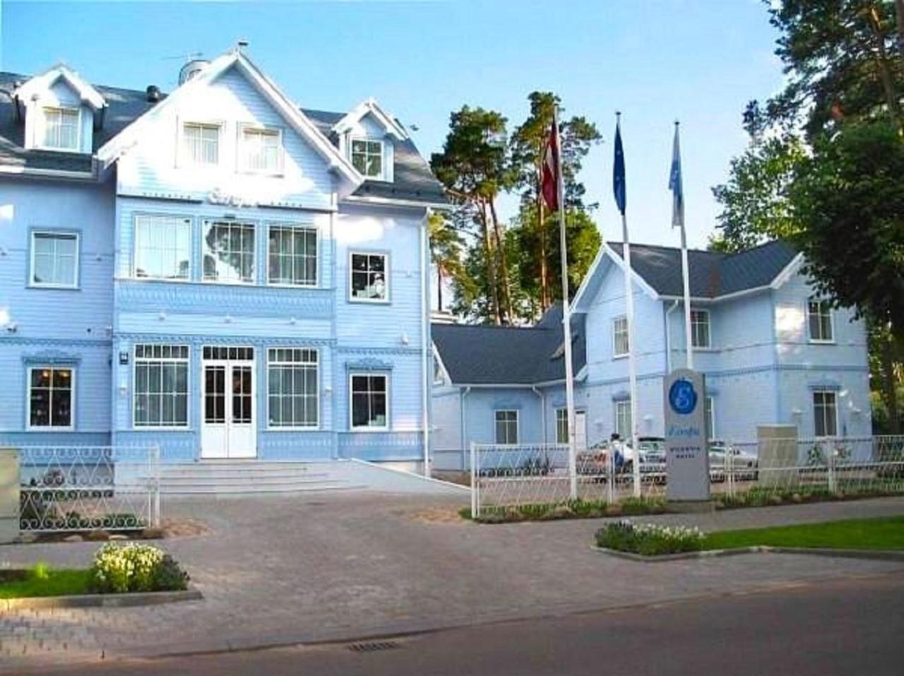 Good Stay Eiropa Hotel Economy Jūrkalne المظهر الخارجي الصورة